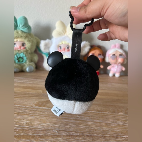 Miniso Mickey Keychain - Picture 3 of 3